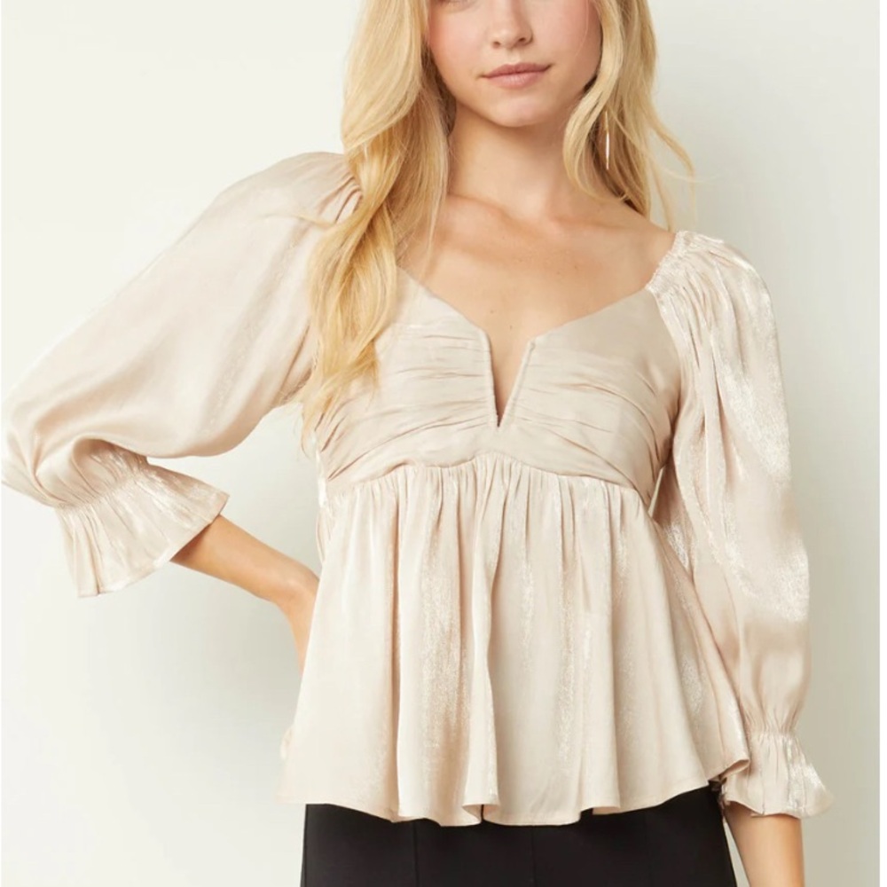 NWT entro blouse